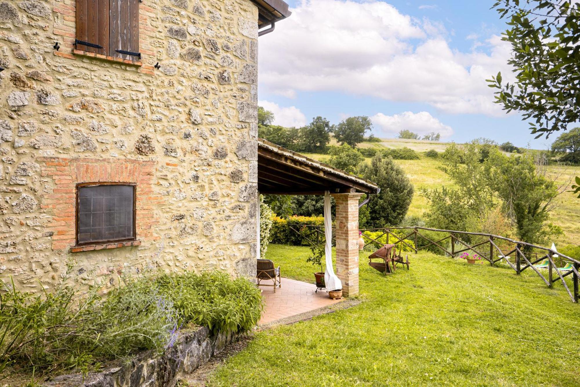 Agriturismo Bio Tra Cielo E Terra Frontignano Exterior foto
